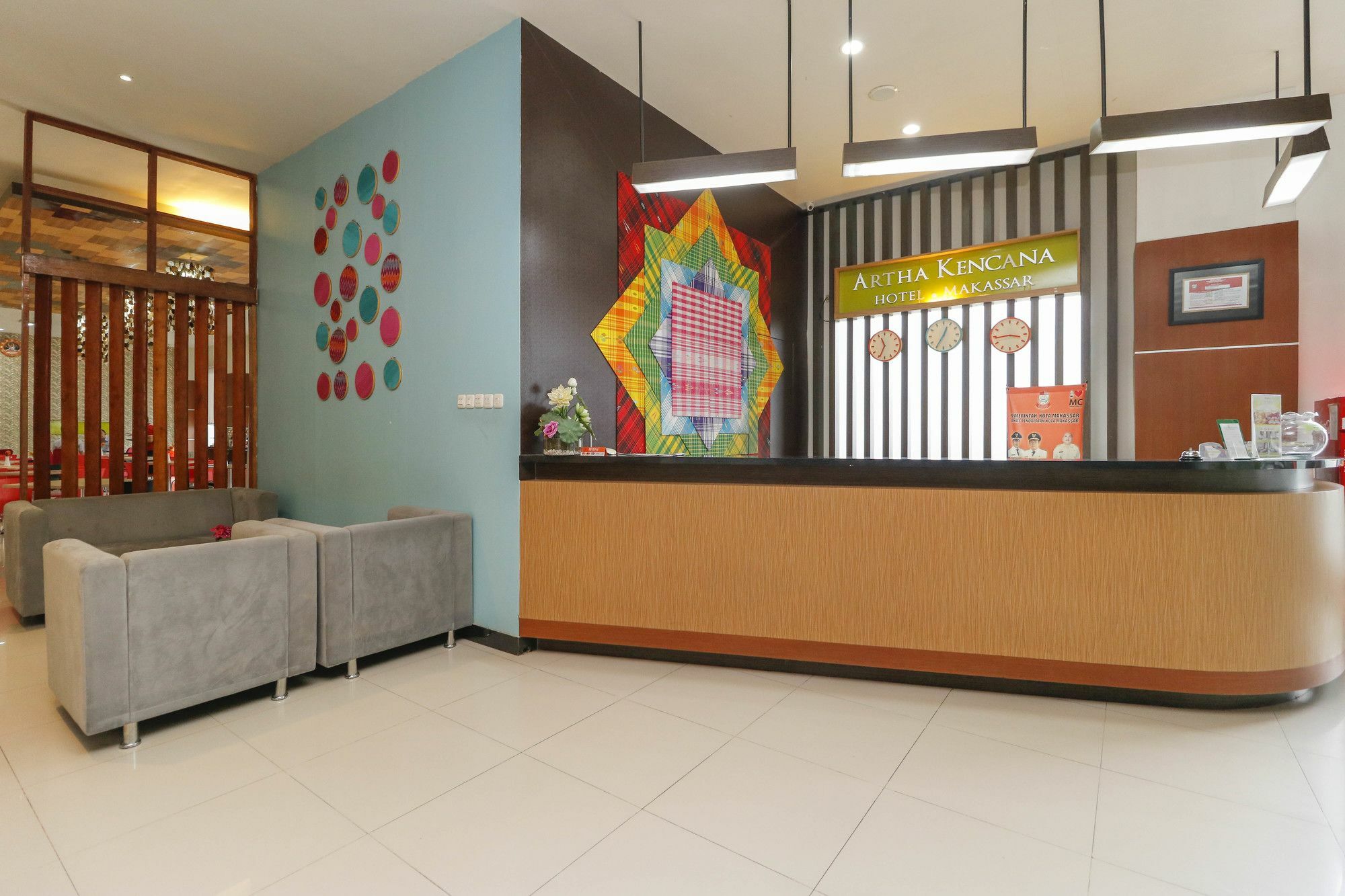 Reddoorz Plus Near Pantai Losari Makassar Exterior photo