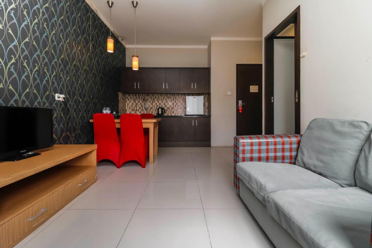 Reddoorz Plus Near Pantai Losari Makassar Exterior photo